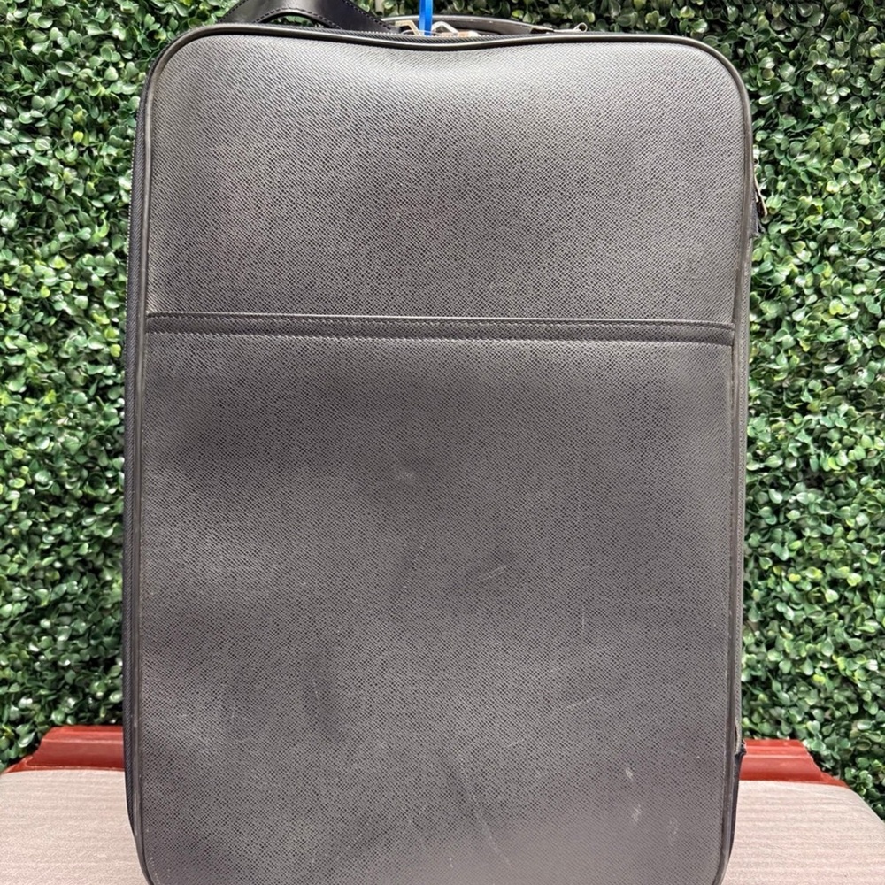 Louis Vuitton Taiga Pegasus 55 Rolling Suitcase Travel Luggage - Picture 2 of 12